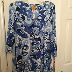 🦋 Women’s 2X Ruby Rd. Top